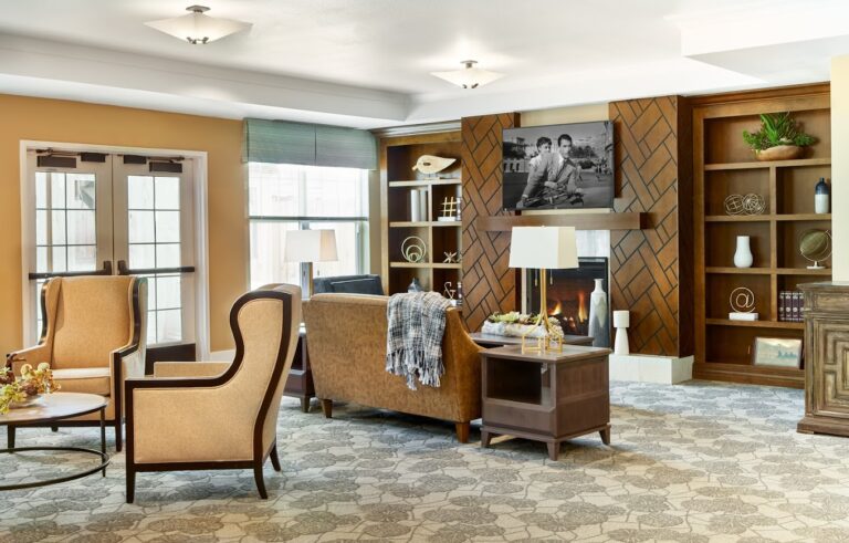 Morningstar Boulder 0 04 22 Reflections Living Room Fire Web 768x491